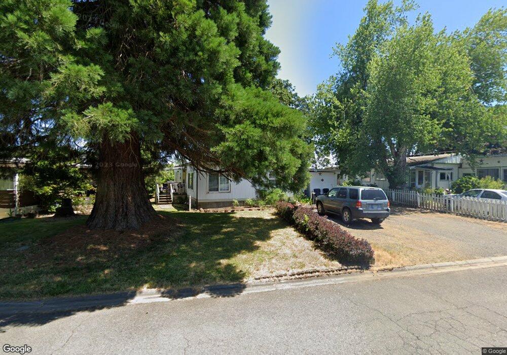 23690 Meadow Dr NE, Aurora, OR 97002 - photo 1