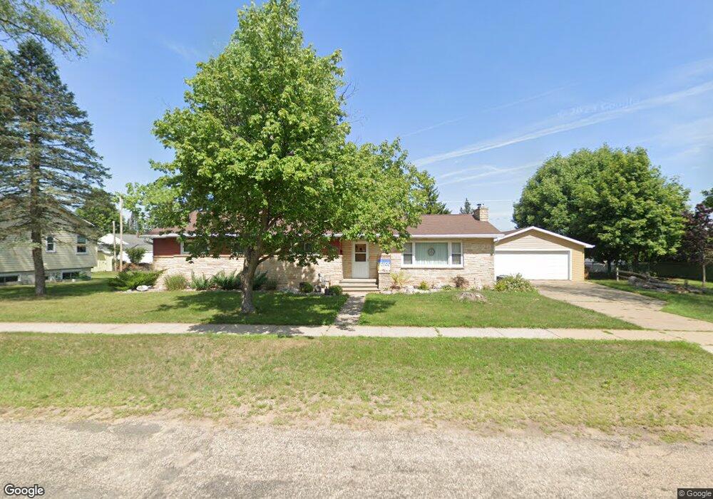 2324 4th Ave, Stevens Point, WI 54481 - photo 1