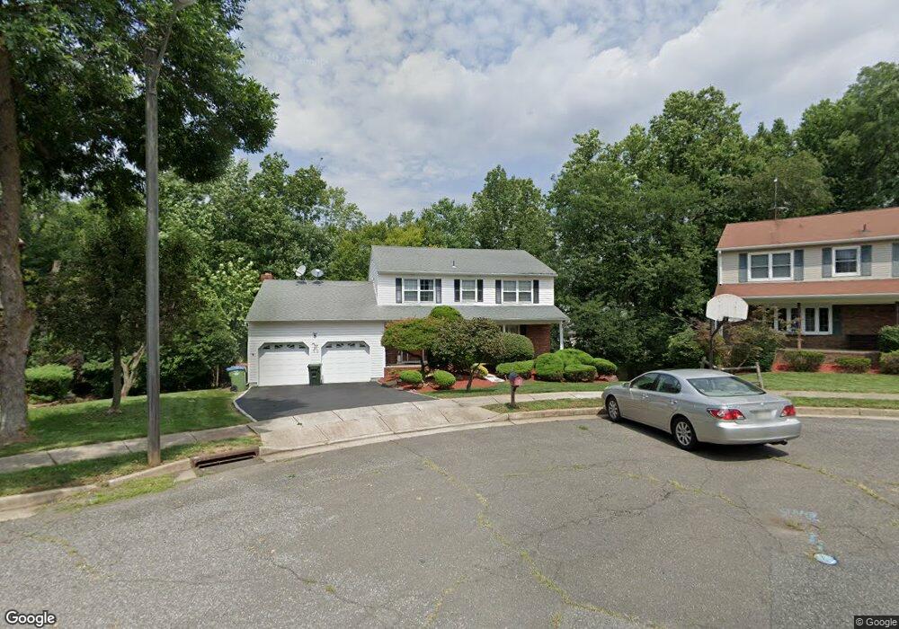 8 Burlington Ct, Edison, NJ 08820 - photo 1