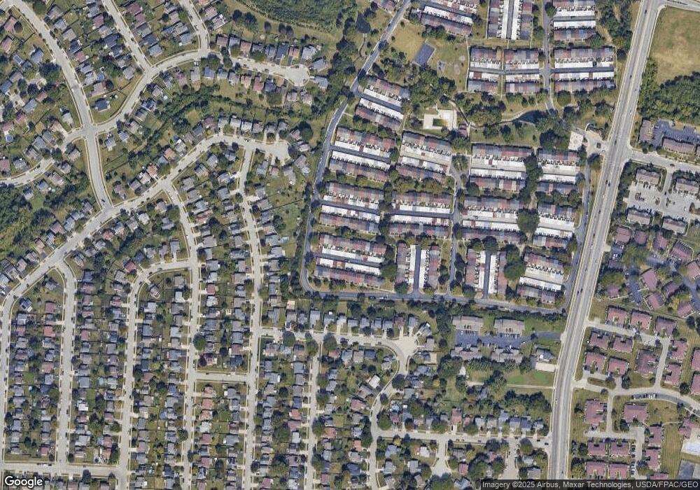 632 Pamlico St, Columbus, OH 43228 - photo 1