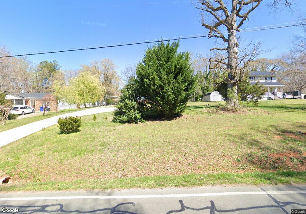 1708 N Chatham Ave, Siler City, NC 27344 - photo 1