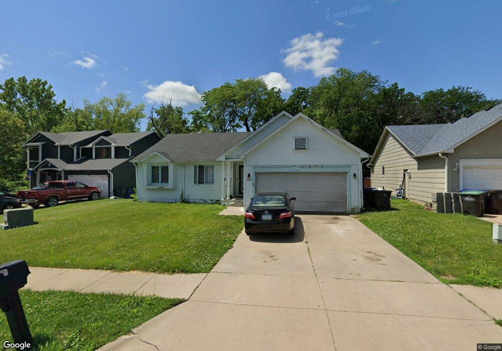 3014 Shadow Creek Ln, Des Moines, IA 50320 - photo 1