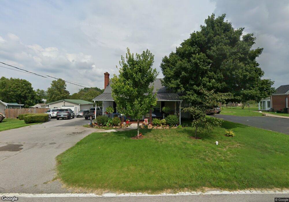 307 Danville St, Harrodsburg, KY 40330 - photo 1