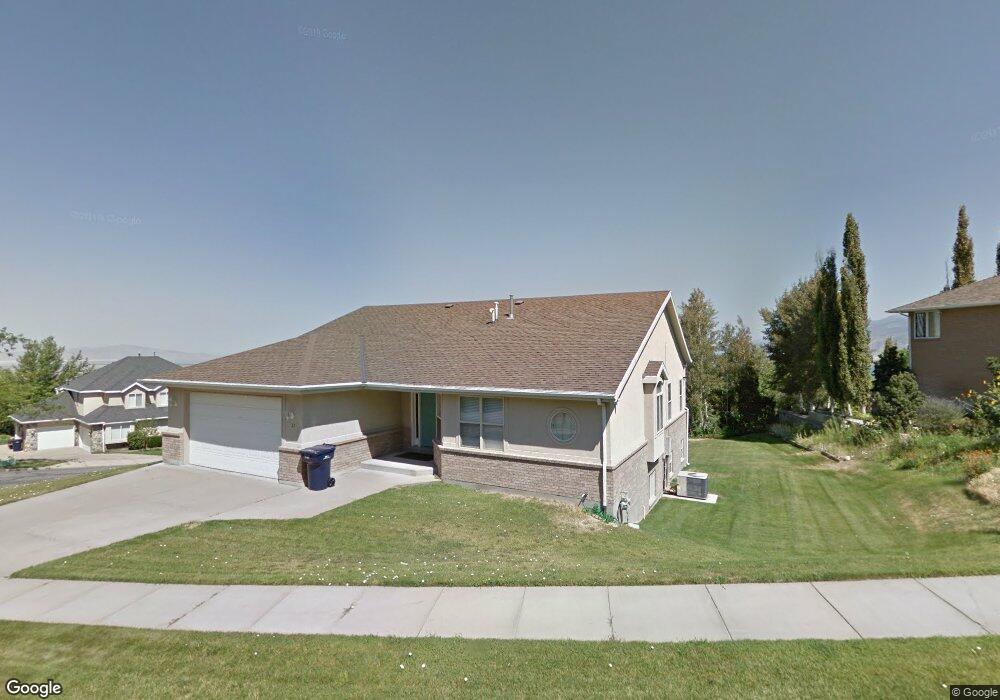 27 E 4050 S, Bountiful, UT 84010 - photo 1