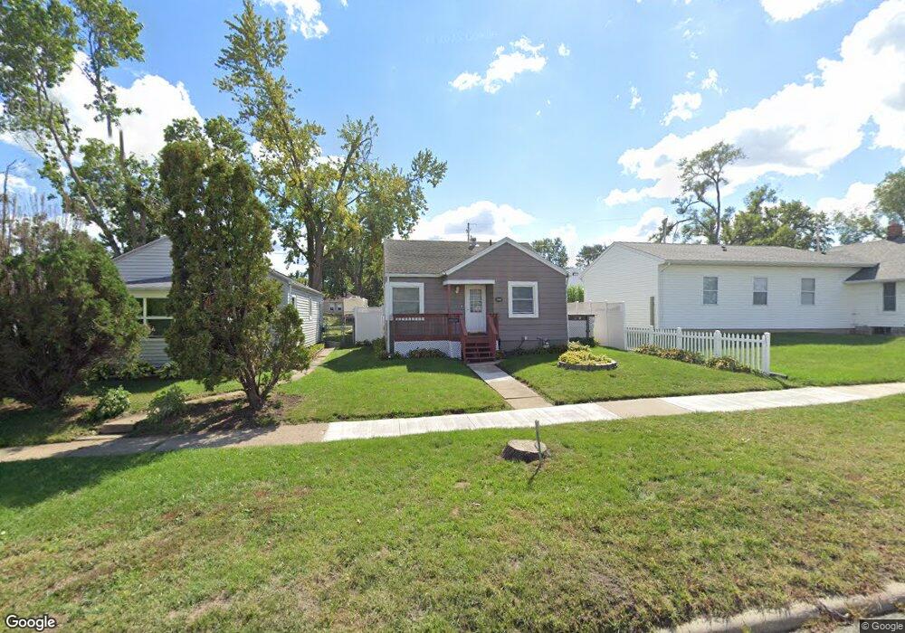 1231 16th Ave SW, Cedar Rapids, IA 52404 - photo 1