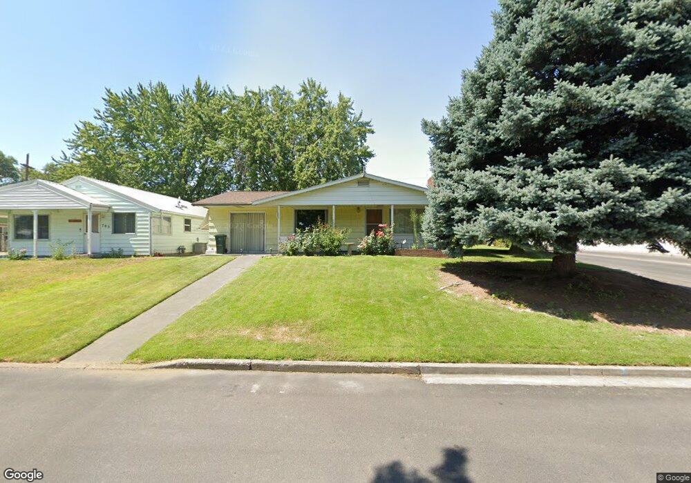 703 SW 28th St, Pendleton, OR 97801 - photo 1