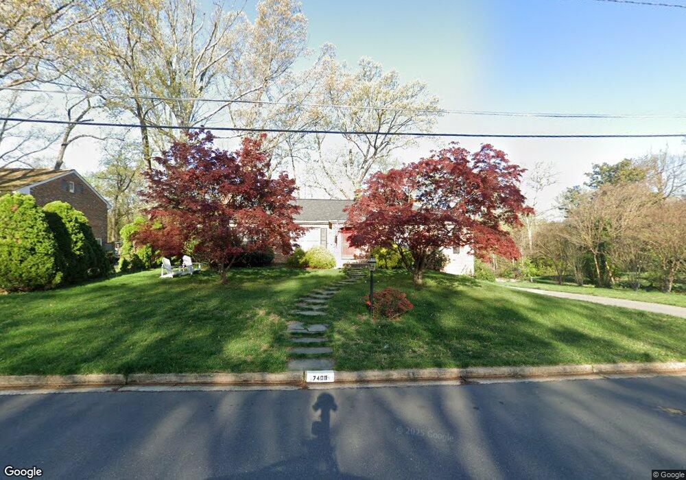 7408 Burtonwood Dr, Alexandria, VA 22307 - photo 1