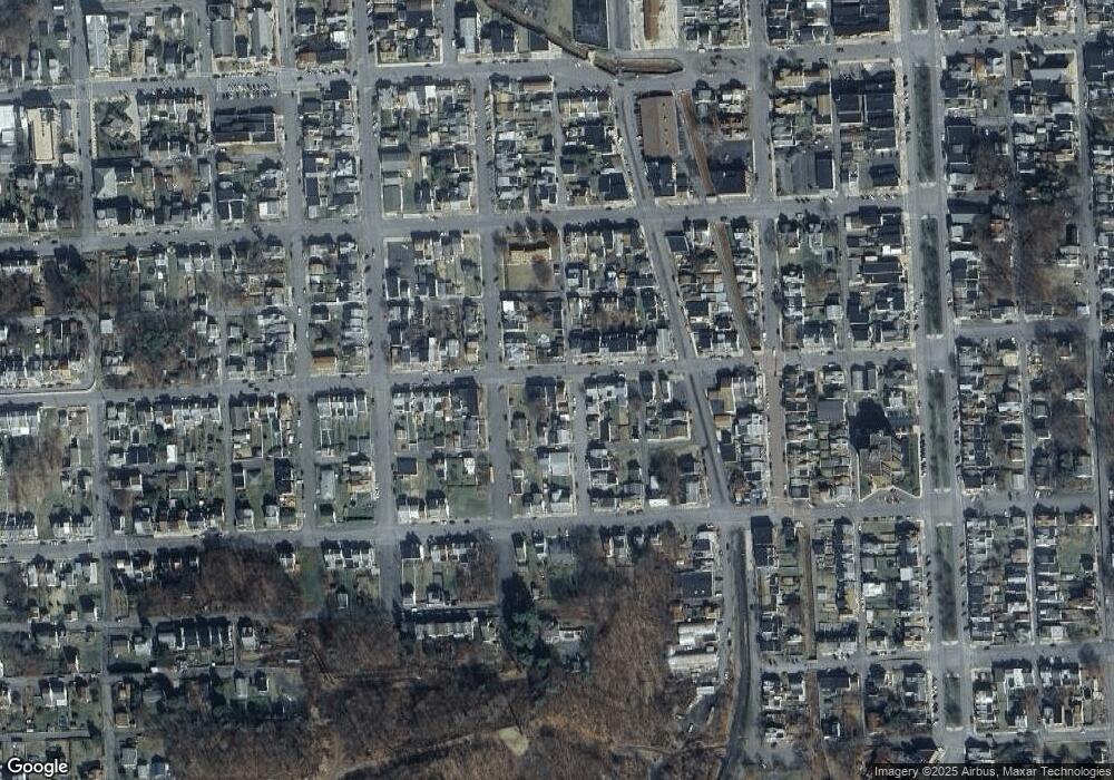 504 W Pine St, Shamokin, PA 17872 - photo 1