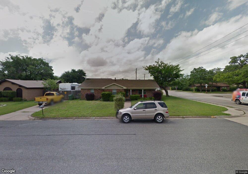 2200 Nottingham Dr, Bedford, TX 76022 - photo 1