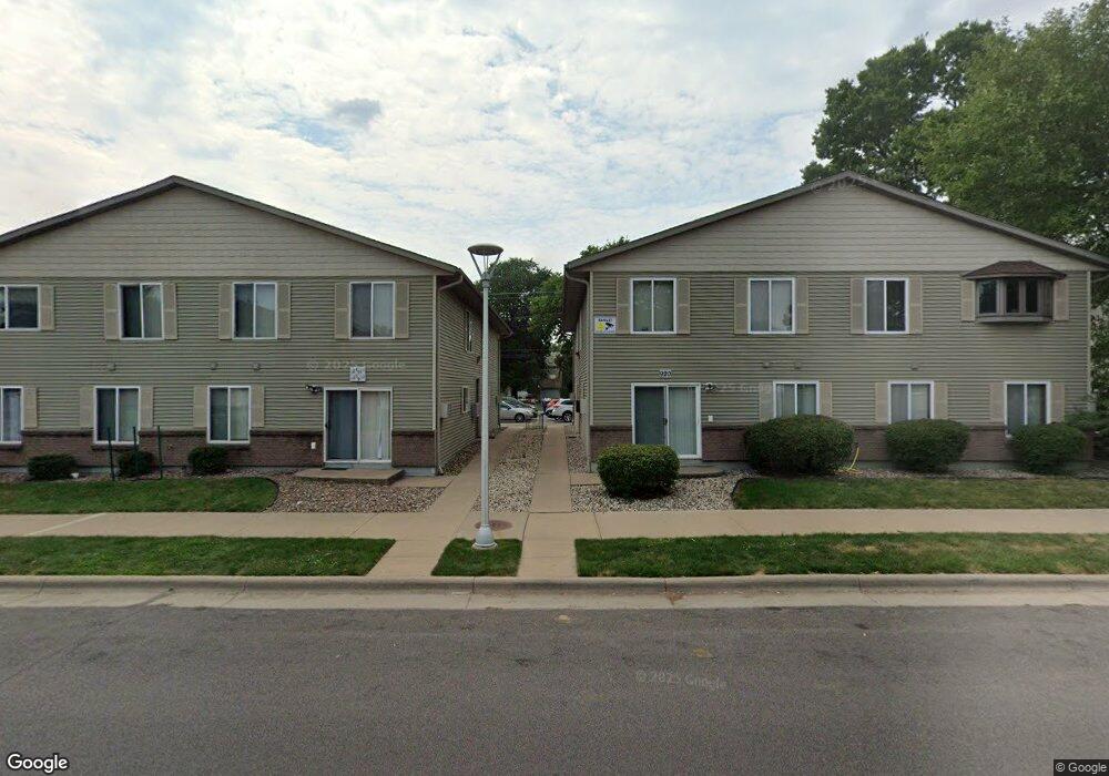 922 7th St S unit 3, La Crosse, WI 54601 - photo 1