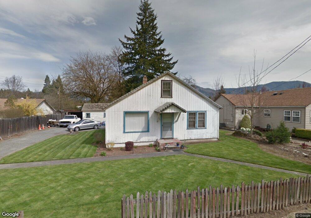 1301 Oak View Dr, Grants Pass, OR 97527 - photo 1