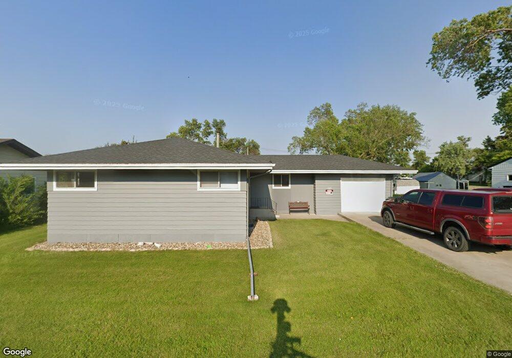 305 Kundert St, Turtle Lake, ND 58575 - photo 1