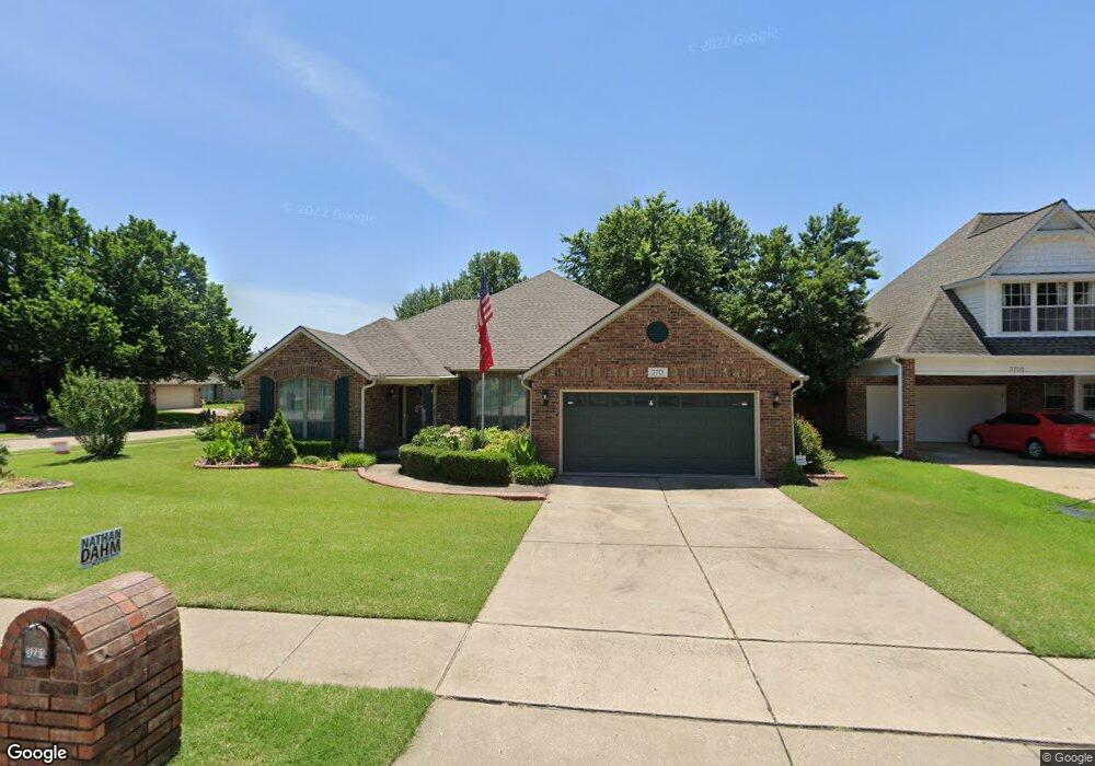 3701 W Iola St, Broken Arrow, OK 74012 - photo 1