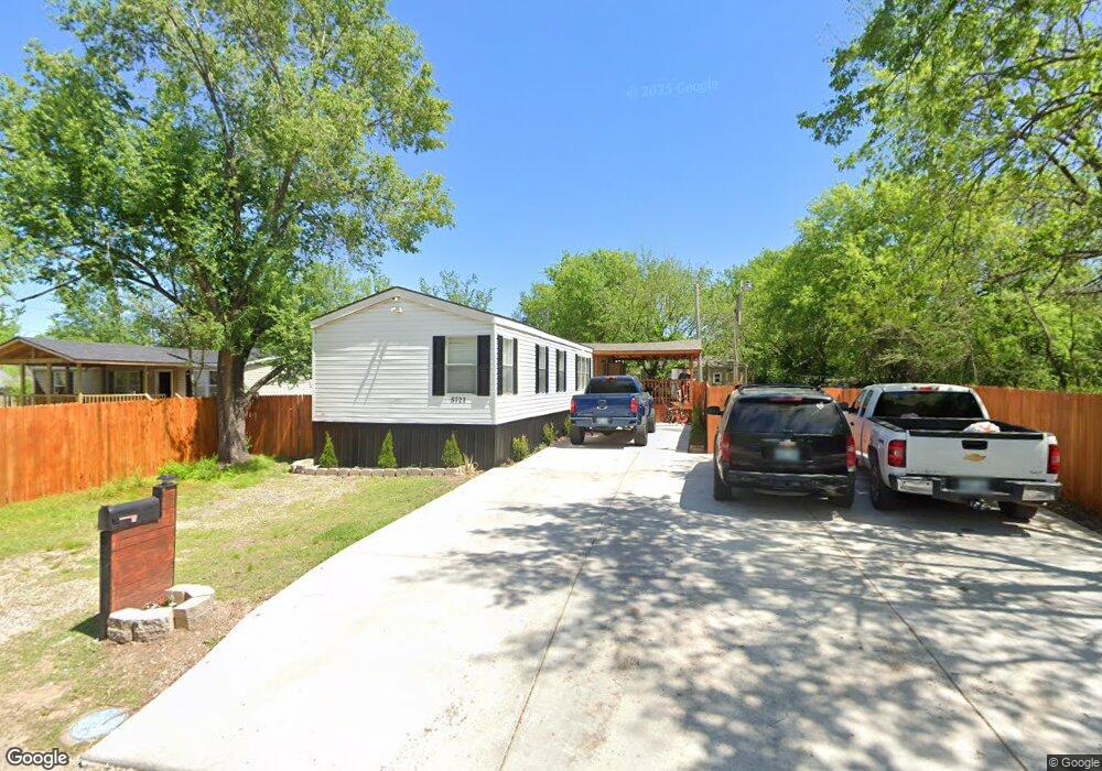 5721 S 39th West Ave, Tulsa, OK 74107 - photo 1