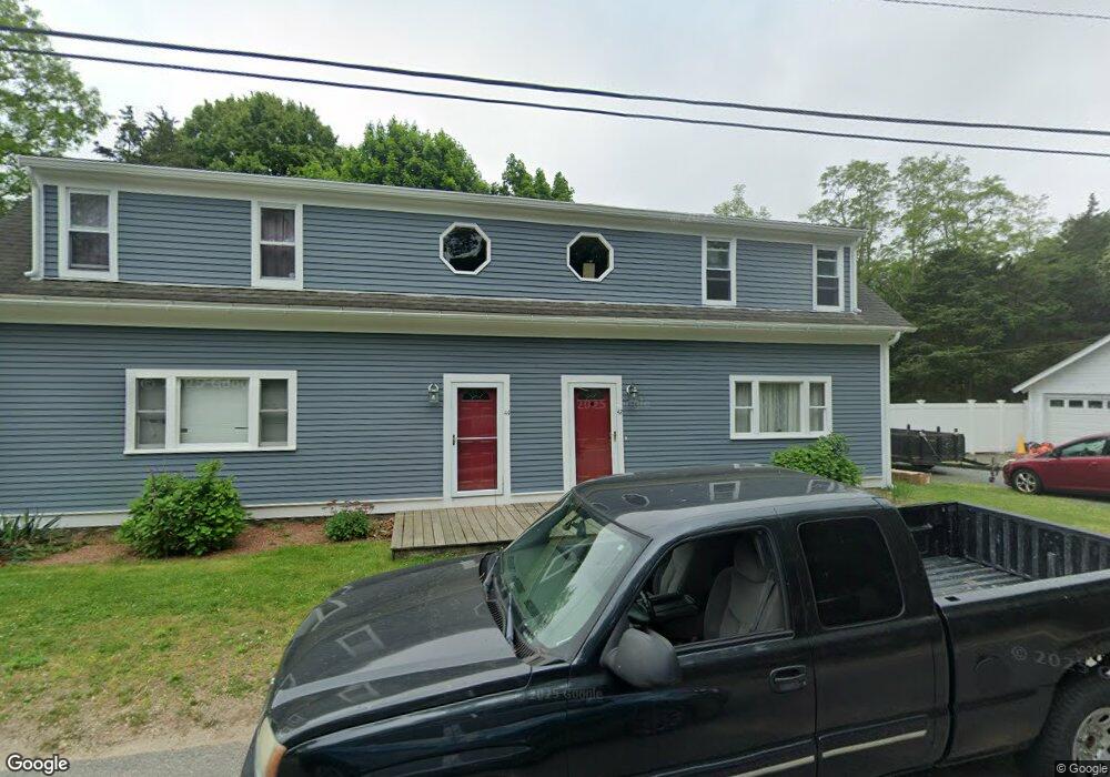 42 Washburn St unit 42-44, Sagamore Beach, MA 02562 - photo 1