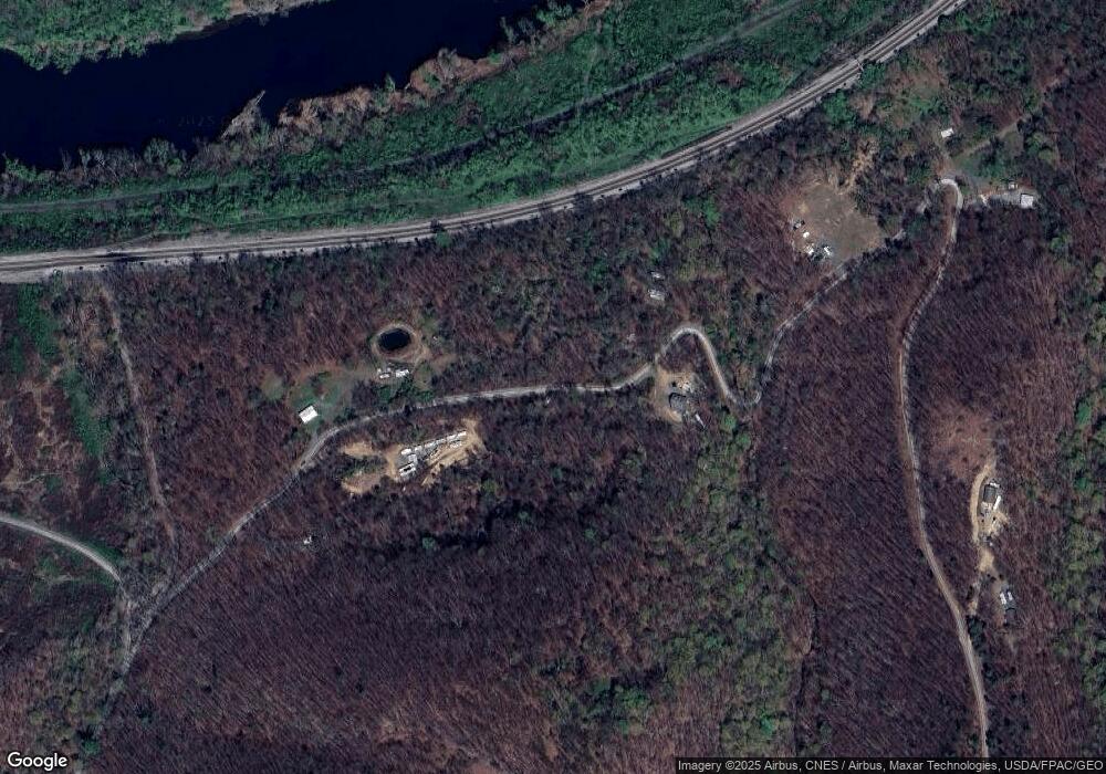 7 Bottom Rd, Great Cacapon, WV 25422 - photo 1