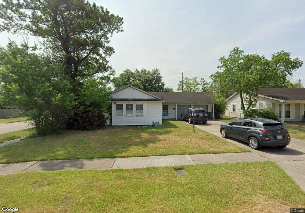 10418 Southport Dr, Houston, TX 77089 - photo 1