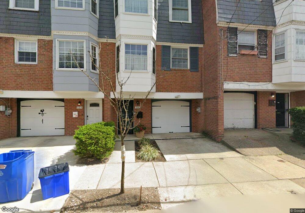 536 W Queen Ln, Philadelphia, PA 19144 - photo 1