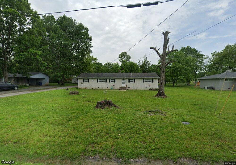 104 Tremont Dr, Shelbyville, TN 37160 - photo 1