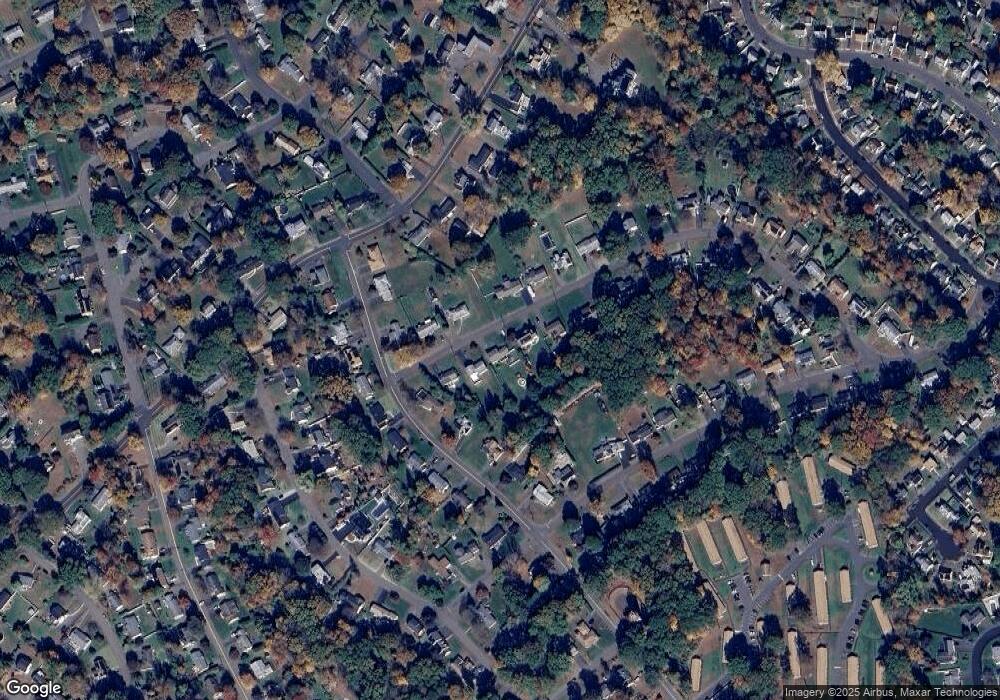 134 Hilltop Rd, Naugatuck, CT 06770 - photo 1