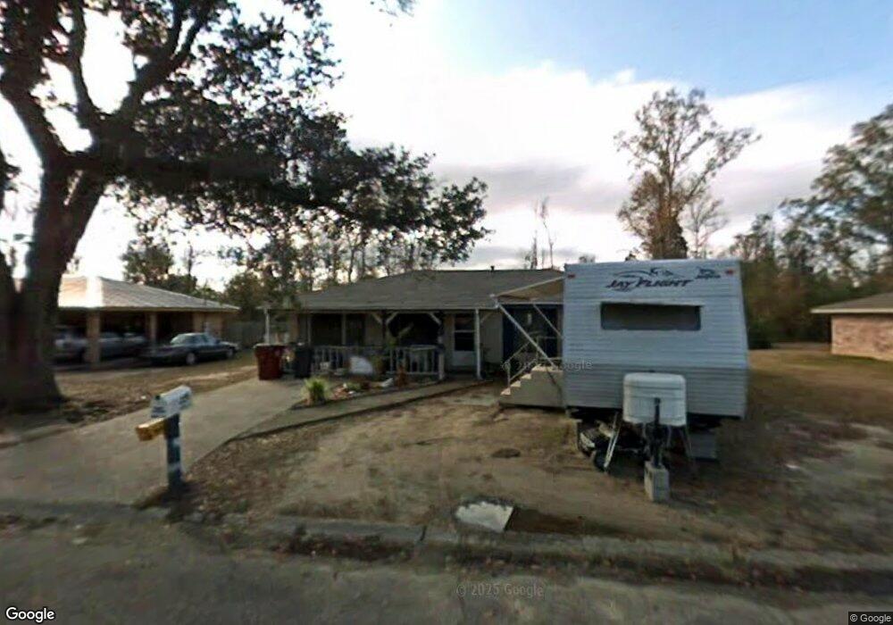 1214 Pinewood Dr, Picayune, MS 39466 - photo 1