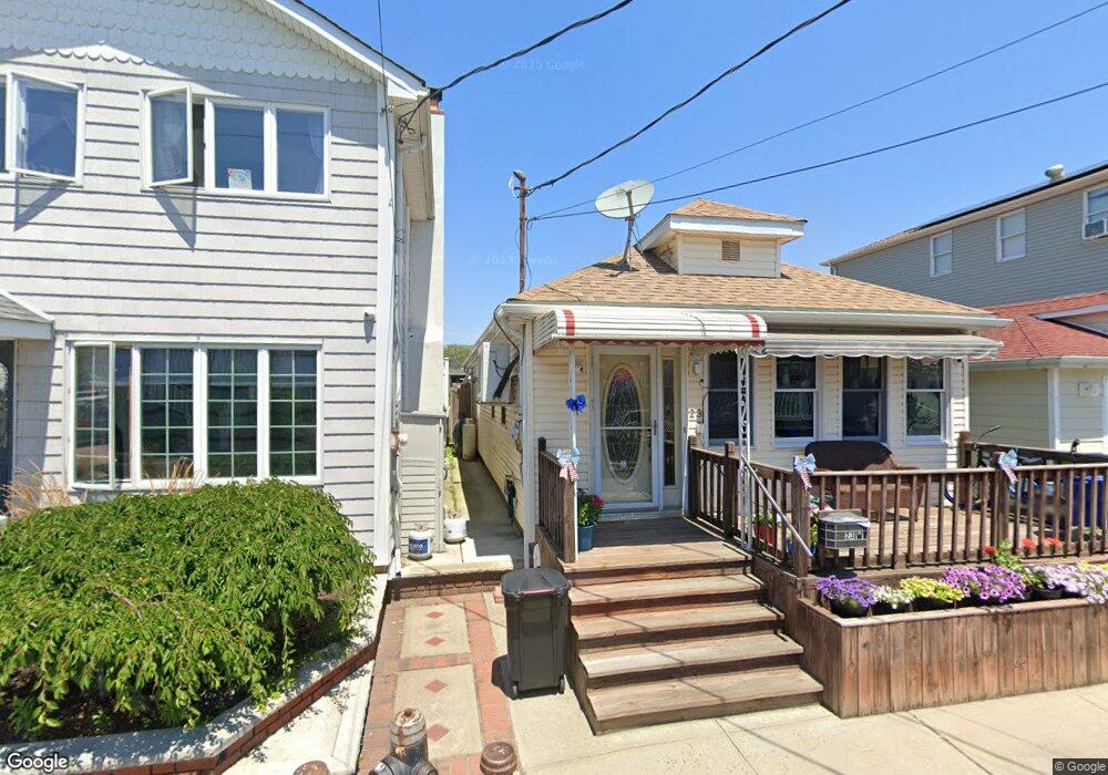 23 W 10th Rd, Broad Channel, NY 11693 - photo 1