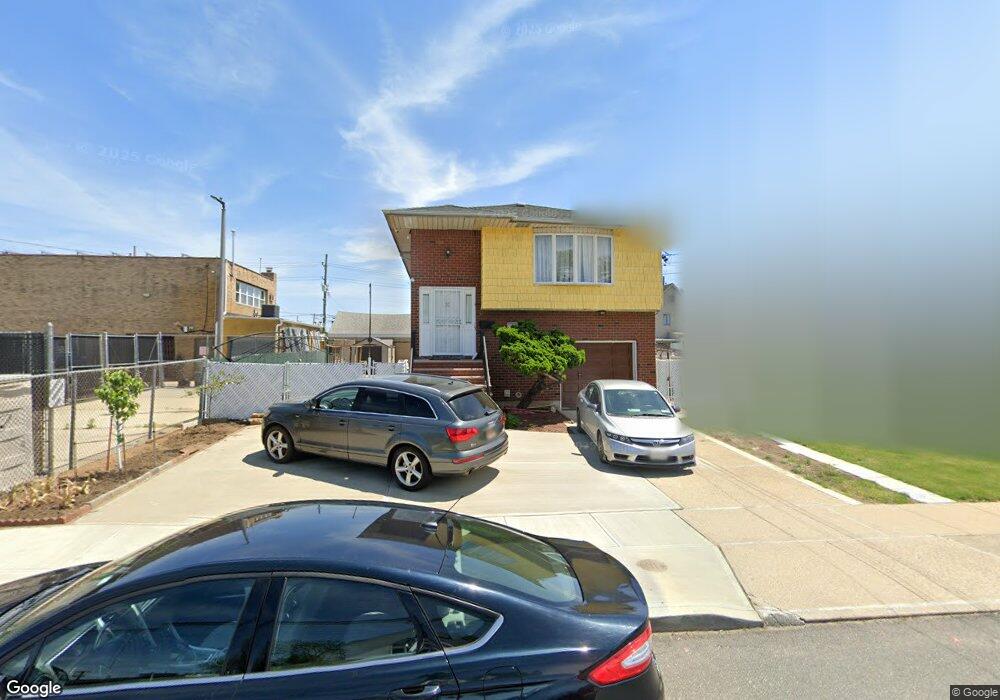 15 Ribbon St, Franklin Square, NY 11010 - photo 1