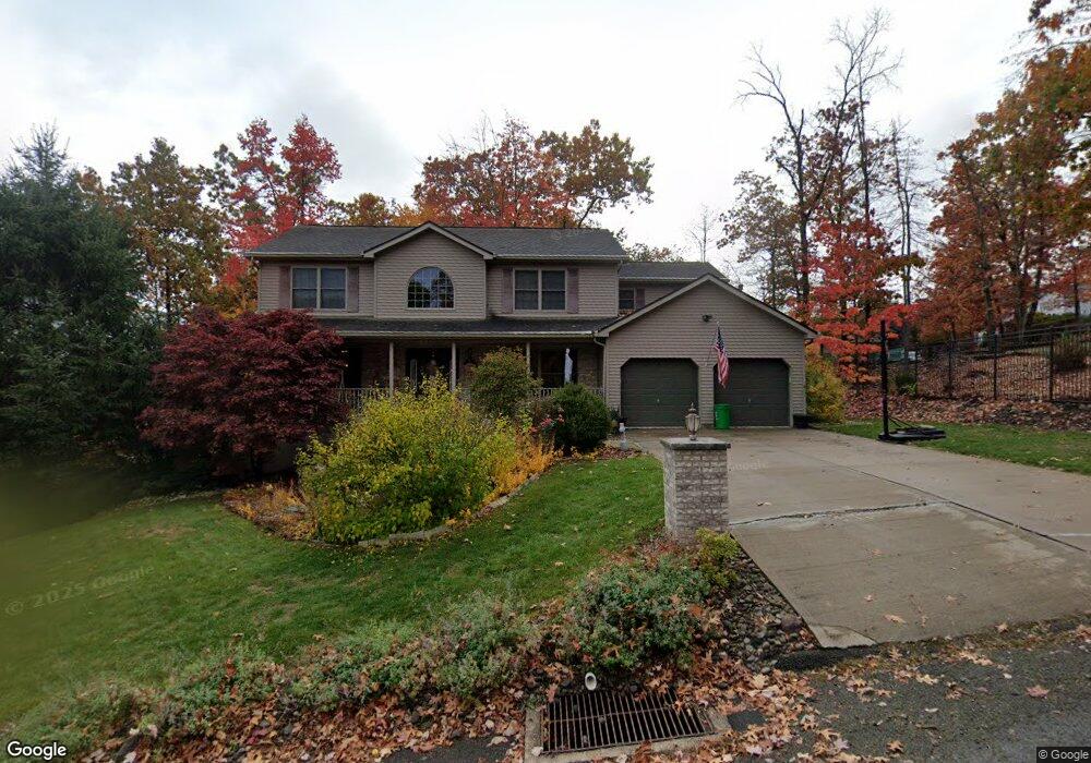 207 Cavalier Dr, Scranton, PA 18519 - photo 1