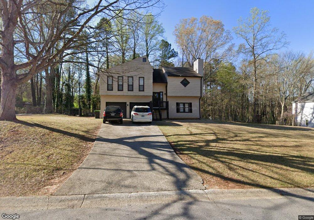 1653 Squire Dr SW, Marietta, GA 30008 - photo 1
