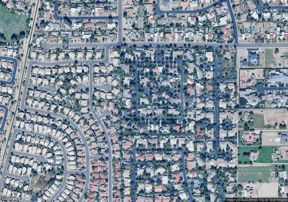 8223 S Pecan Grove Cir, Tempe, AZ 85284 - photo 1