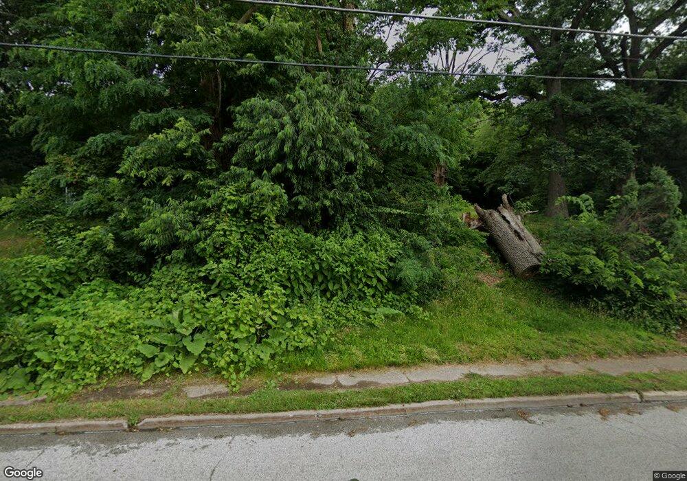 710 E 10th St, Davenport, IA 52803 - photo 1