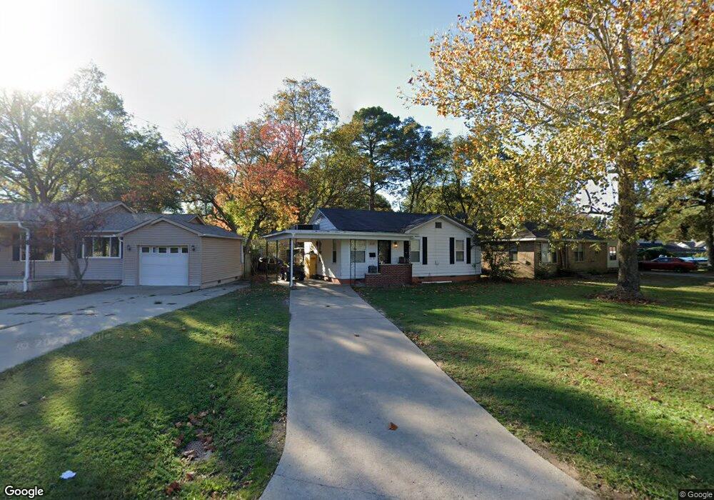 513 W 14th St, Stuttgart, AR 72160 - photo 1
