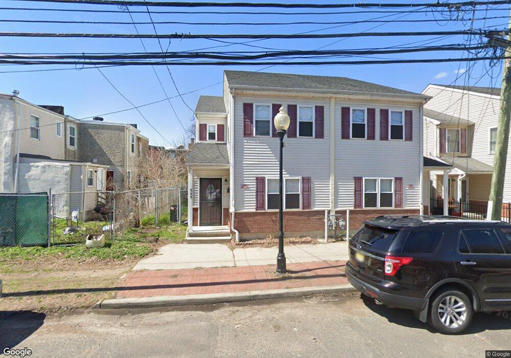 549 S 6th St, Camden, NJ 08103 - photo 1