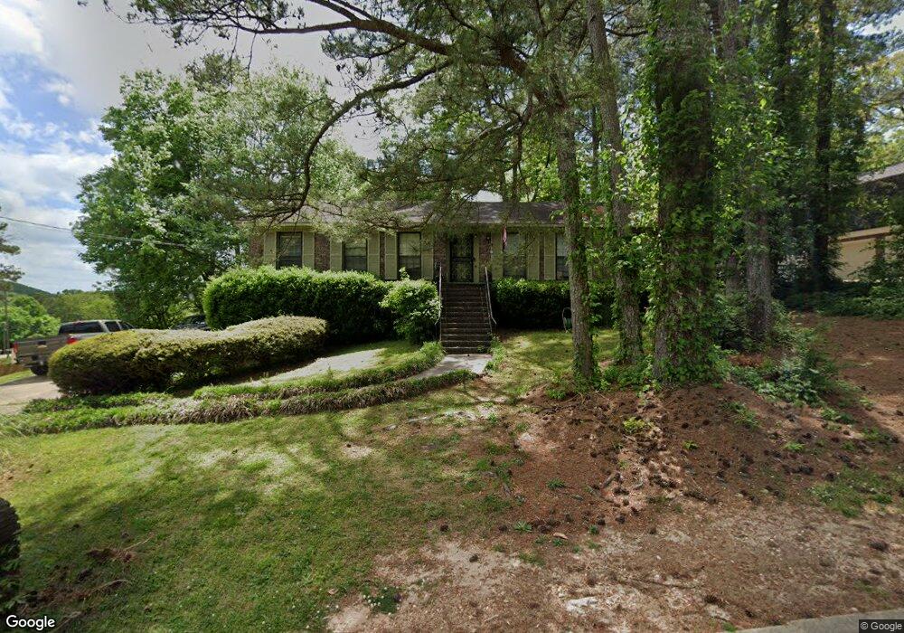 1917 Dix Cir, Birmingham, AL 35235 - photo 1