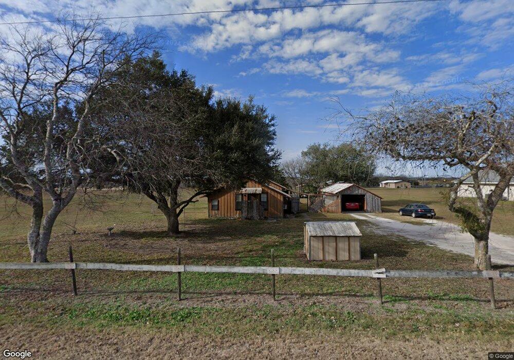 2299 Wofford Ln, Beeville, TX 78102 - photo 1