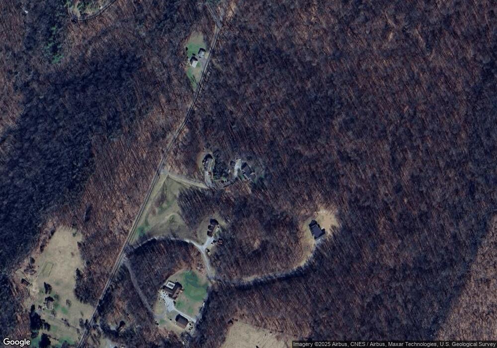 104 Secluded Ln, Berkeley Springs, WV 25411 - photo 1