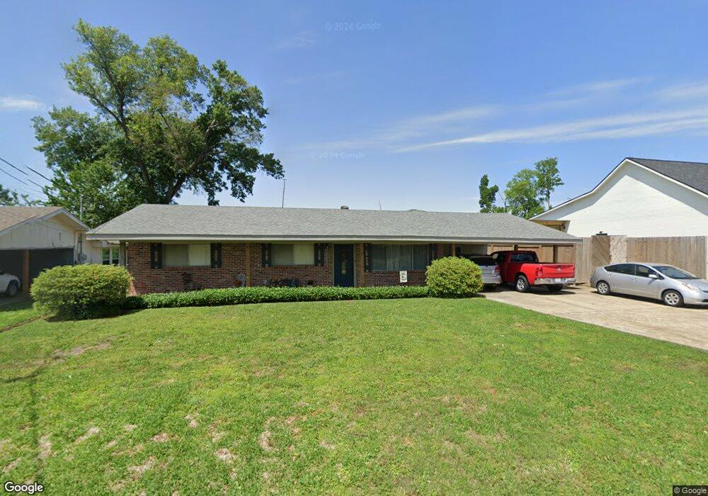 4330 Oaklawn St, Lake Charles, LA 70605 - photo 1