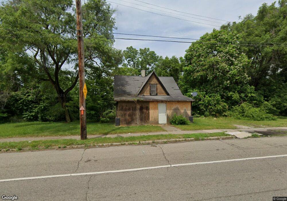 714 Fenton Rd, Flint, MI 48503 - photo 1