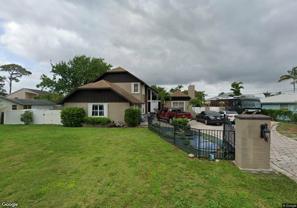 6621 Eastview Dr, Lake Worth, FL 33462 - photo 1