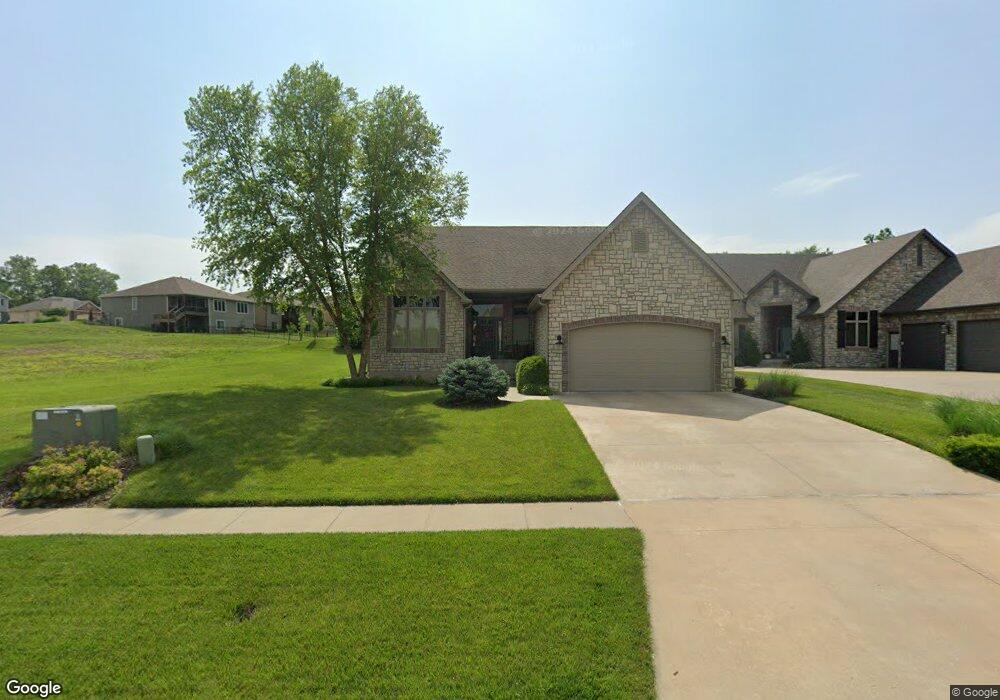 4422 SW Stonybrook Dr unit Laurens Bay Villas, Topeka, KS 66610 - photo 1