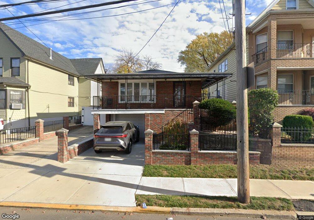 175 Nicholas Ave, Staten Island, NY 10302 - photo 1