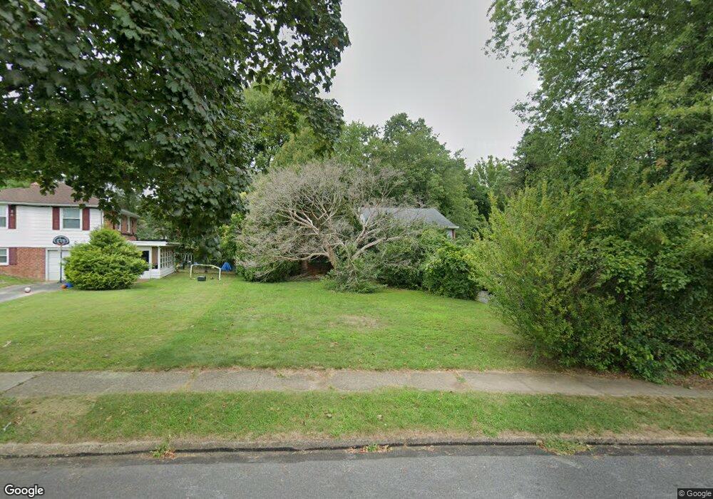 726 Cambridge Rd, Brookhaven, PA 19015 - photo 1