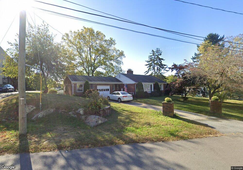 70 Ashcraft Rd, New London, CT 06320 - photo 1