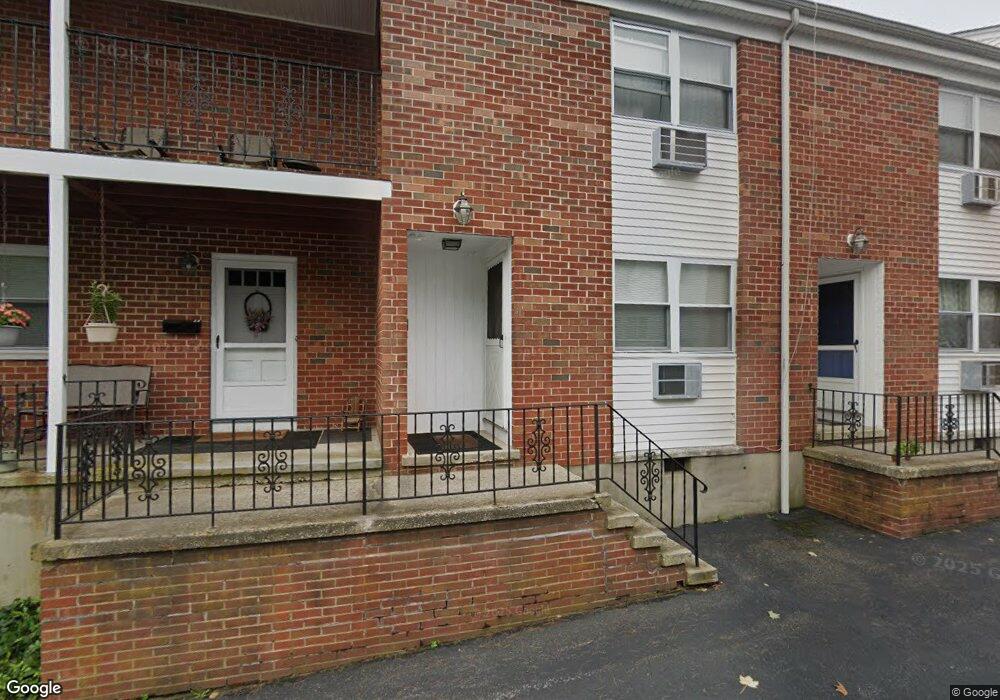 77 Webb Ave unit 2, Stamford, CT 06902 - photo 1