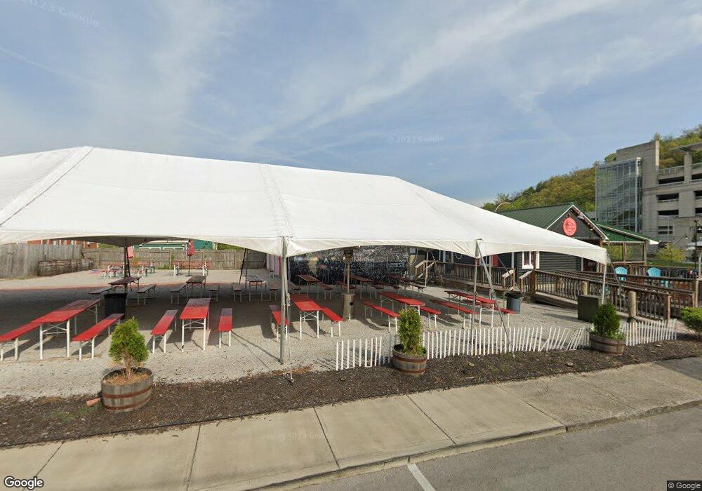 530 Lewis St, Frankfort, KY 40601 - photo 1