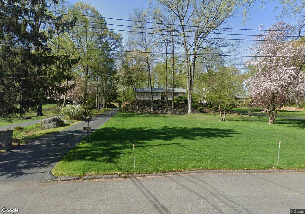 14 Devonshire Ct, Cortlandt Manor, NY 10567 - photo 1