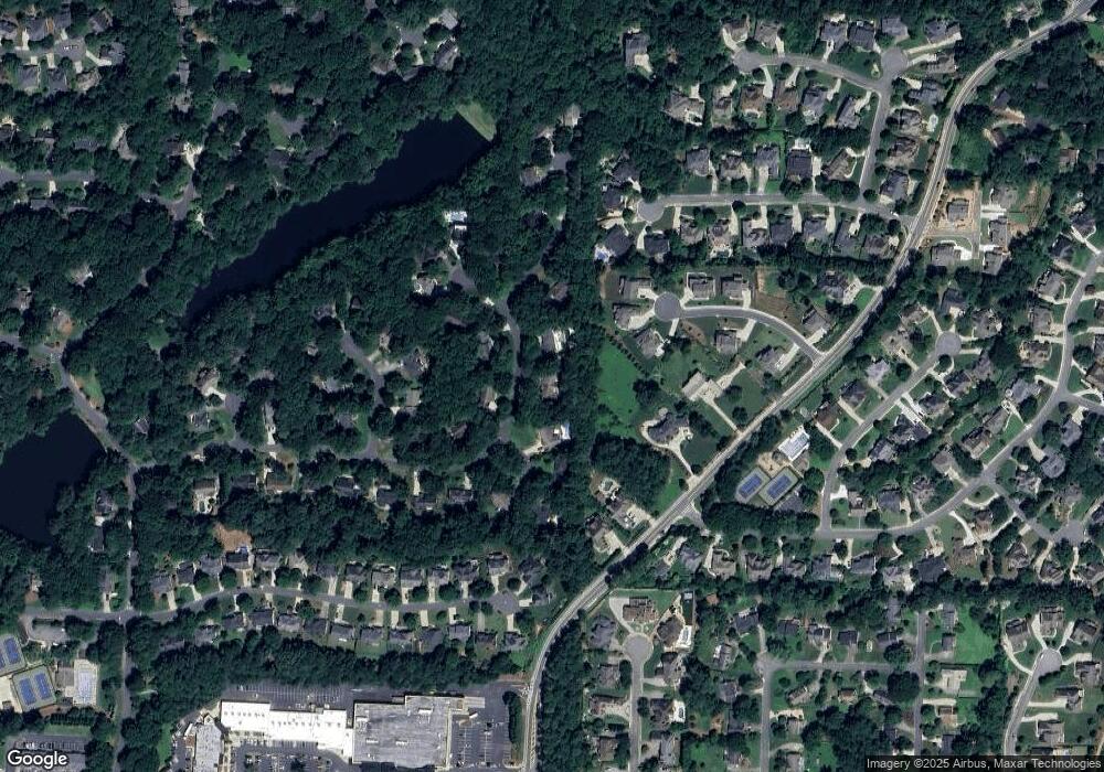 3372 Lake Crest Ln NE, Roswell, GA 30075 - photo 1