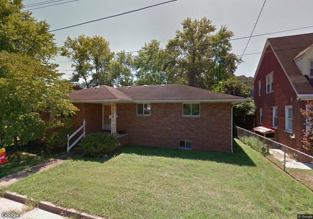 2301 West Virginia Ave, Dunbar, WV 25064 - photo 1