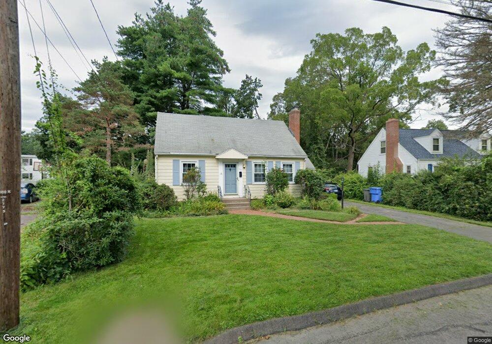 122 Avondale Rd, Manchester, CT 06042 - photo 1