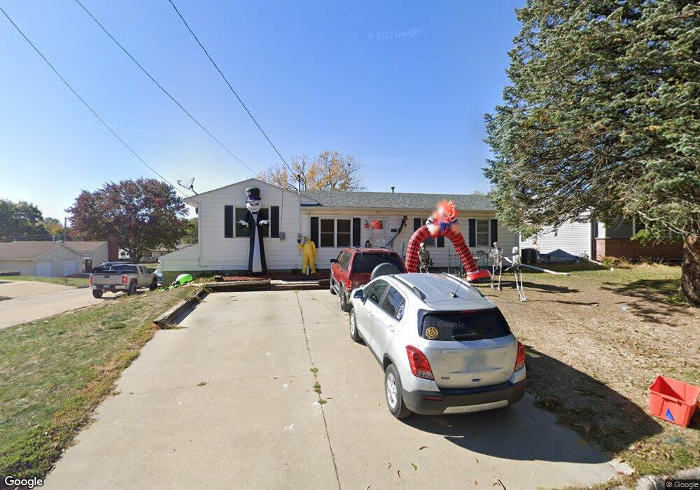 601 E 14th St N, Newton, IA 50208 - photo 1